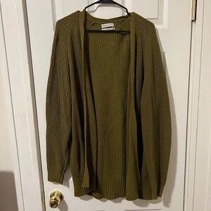 GREEN URBAN OUTFITTERS CARDIGAN